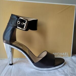 Michael Kors black and silver sandals size 7.5